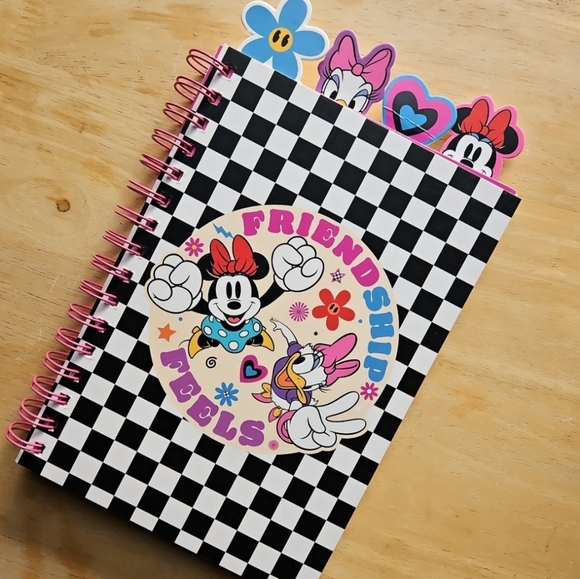 DISNEY NOTEBOOK - Picture 11 of 11